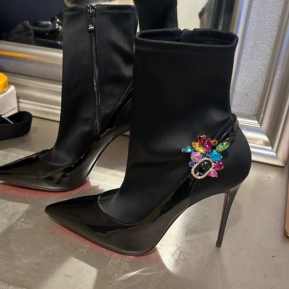 Christian Louboutin Jessie Booty Joli size 37 1/2